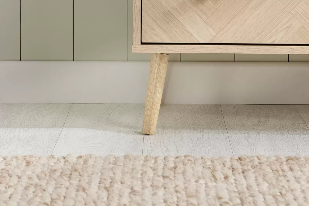 Herringford Oak 6 Drawer Chest