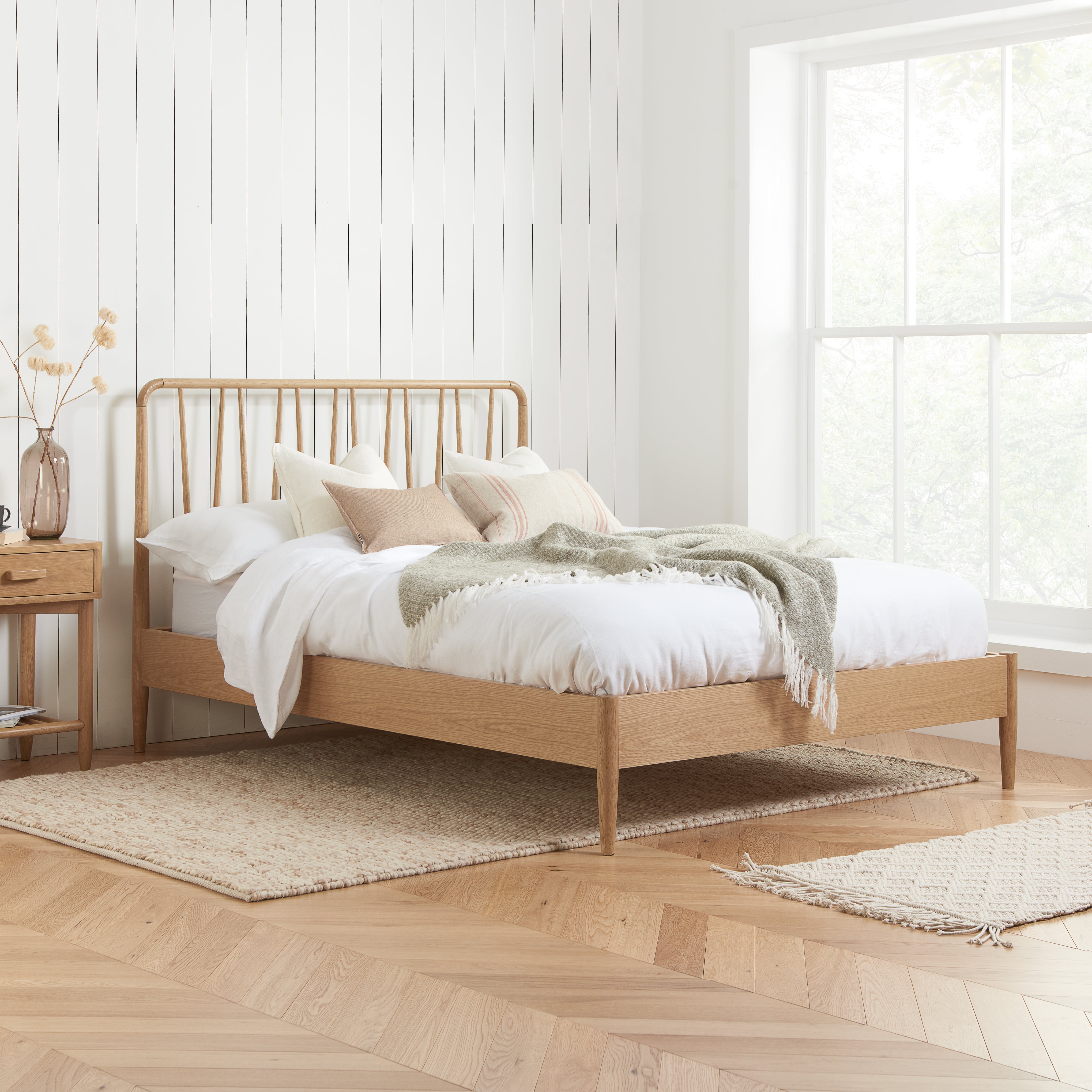 Jesper Oak Super King Bed + Super King Heaven Mattress