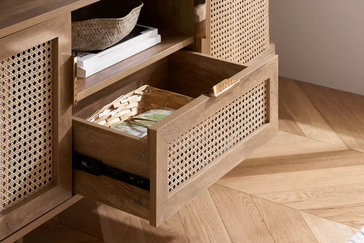 Noah Oak 2 Door 1 Drawer TV Unit