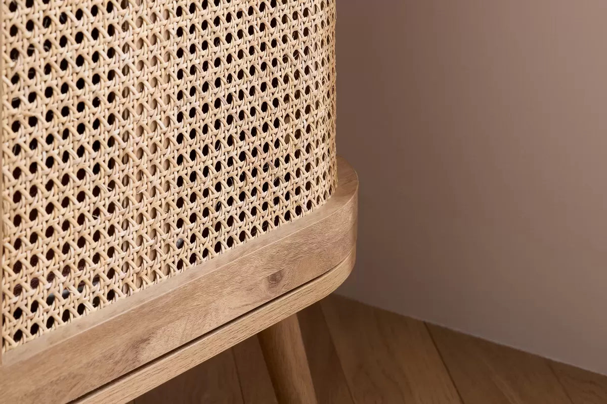 Noah Oak 2 Door 1 Drawer TV Unit