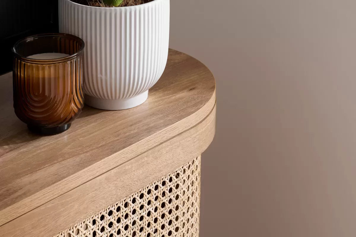 Noah Oak 2 Door 1 Drawer TV Unit