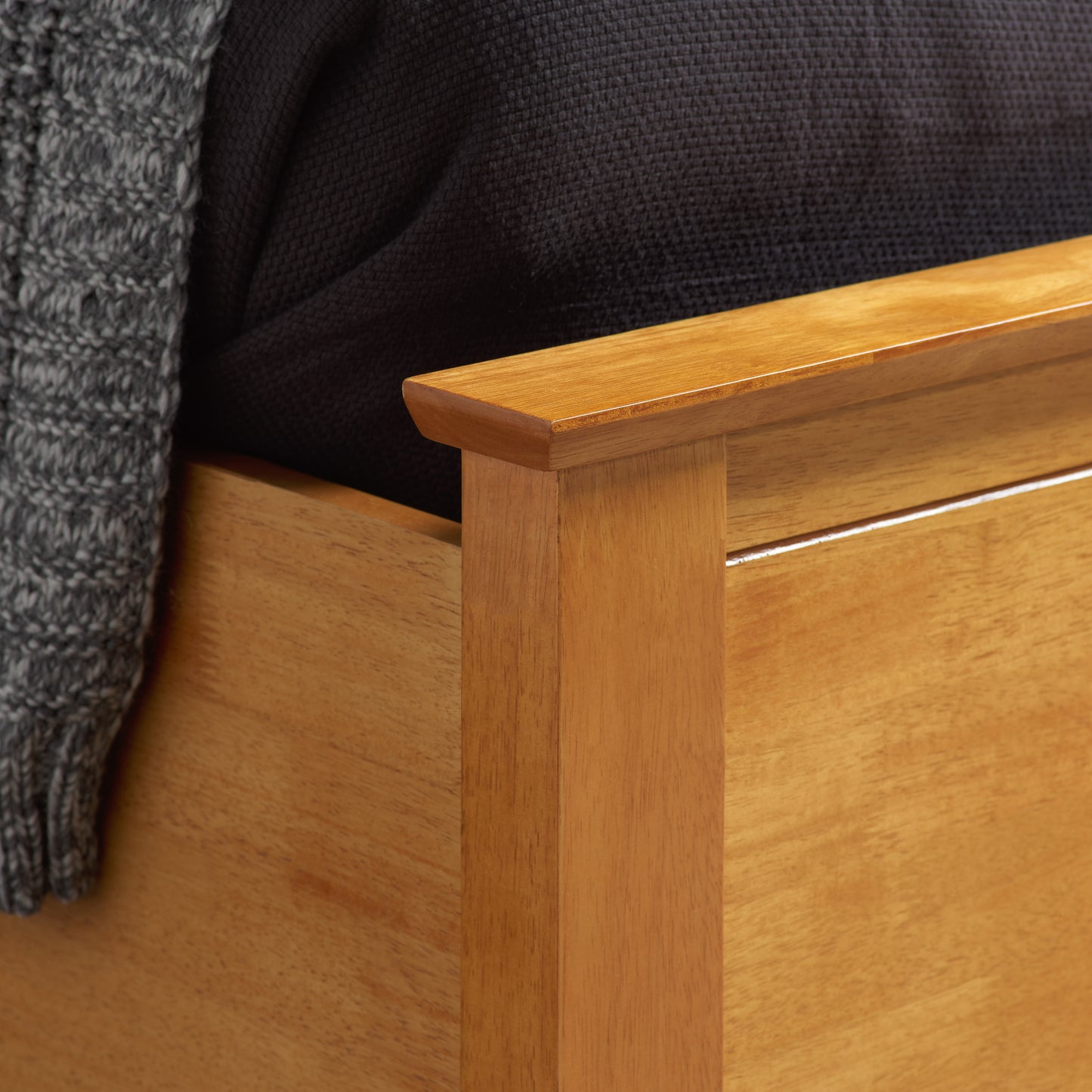 Pheonix Oak Ottoman Single Bed + Single Comfort Mattress