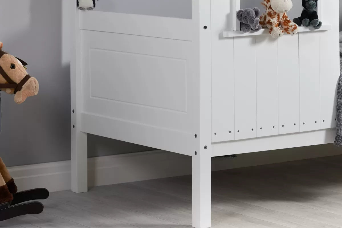 Treehouse Single Bed White + Single Air Mattress