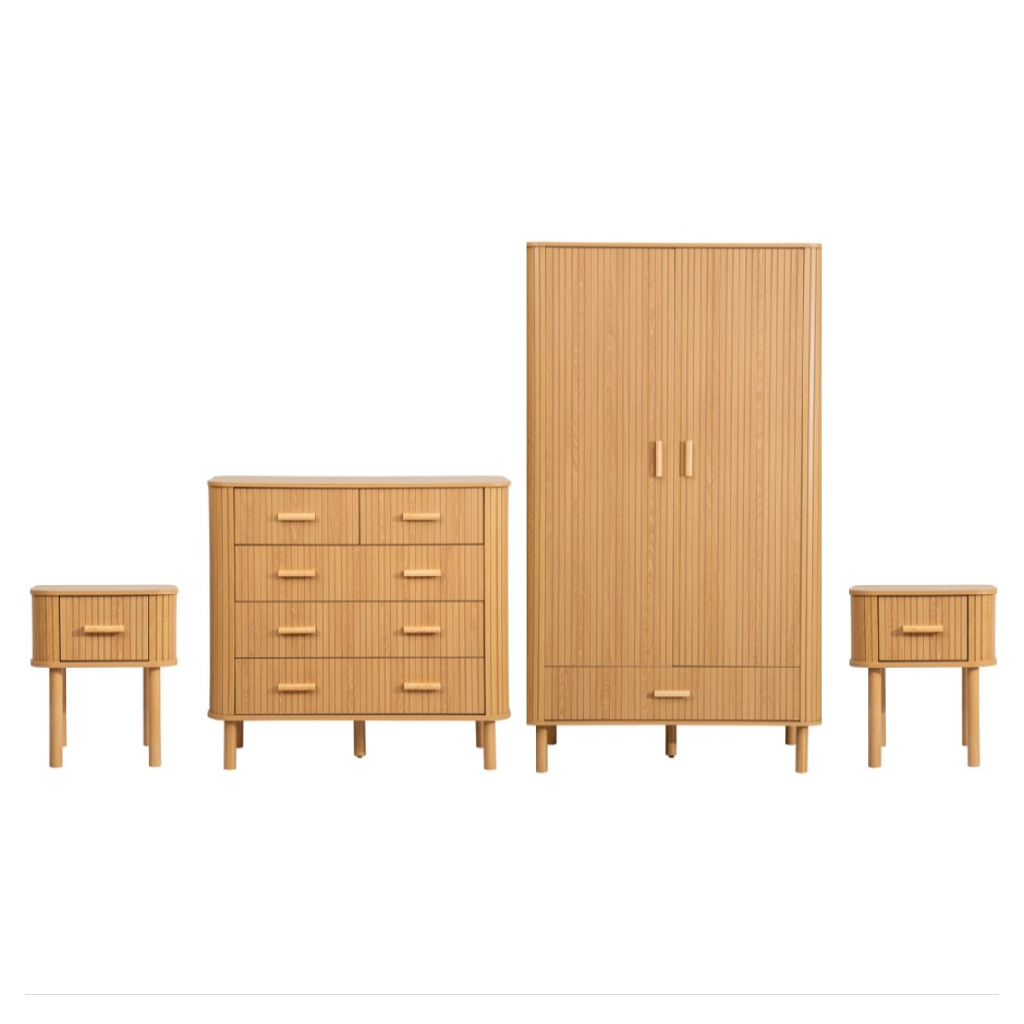 Axminster 4 Piece Oak Fluted Bedroom Furniture Set