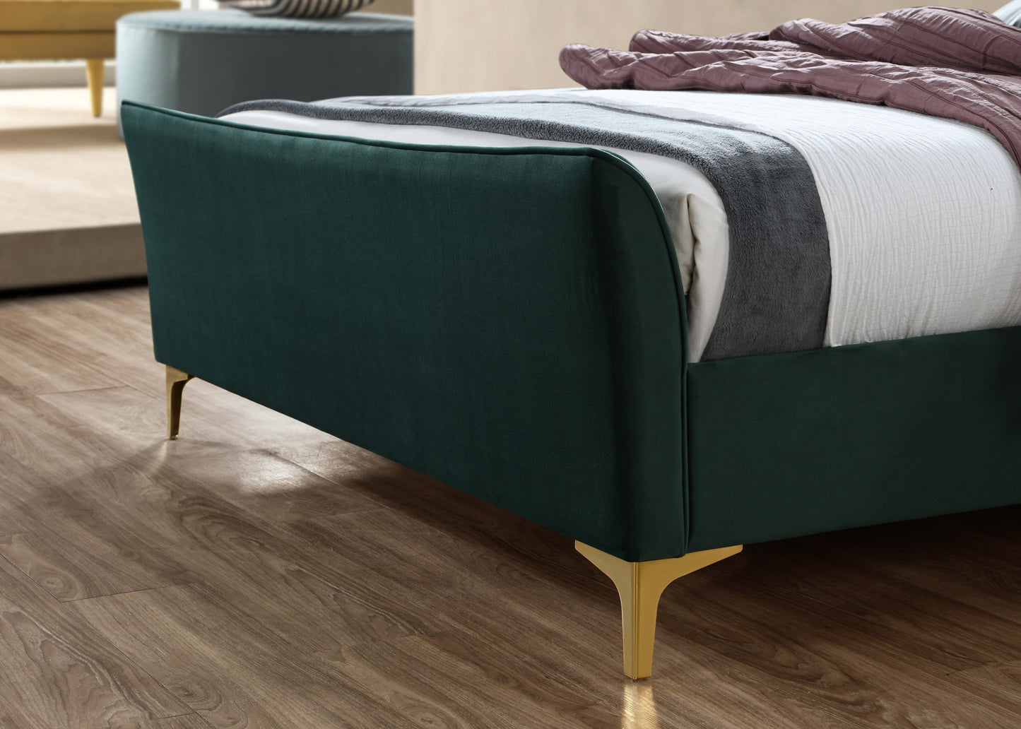 Clover Green Fabric King  Bed + Comfort King Mattress